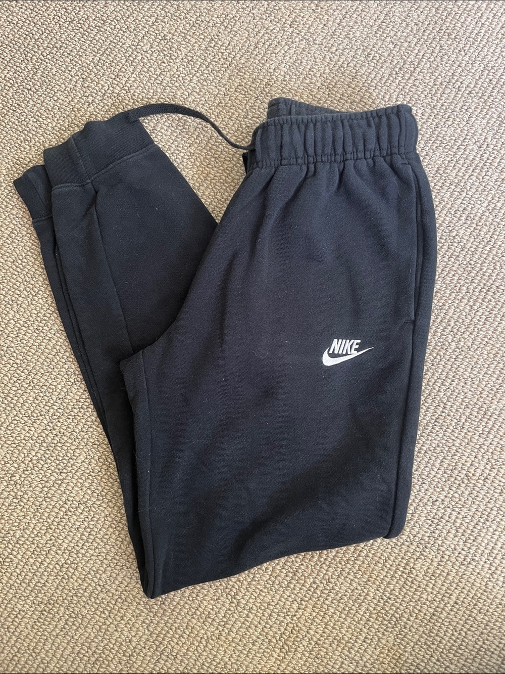 ✔️  Nike Sweatpants